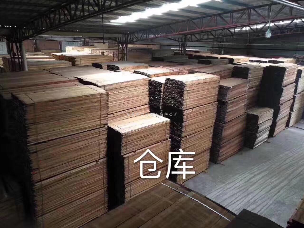 5.1雙發(fā)優(yōu)惠大酬賓活動，趕緊來參加，有買有送，多買多送！